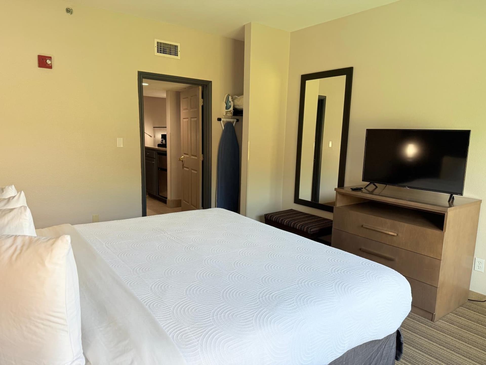 Country Inn & Suites by Radisson, Harlingen, TX gallery photo in Harlingen, TX — image 28