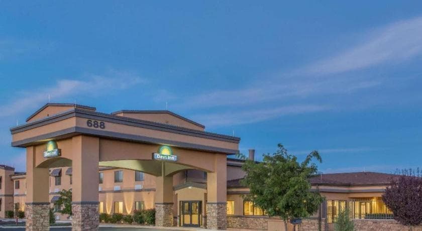 Days Inn Chino Valley interior in Chino Valley, AZ — gallery photo 2