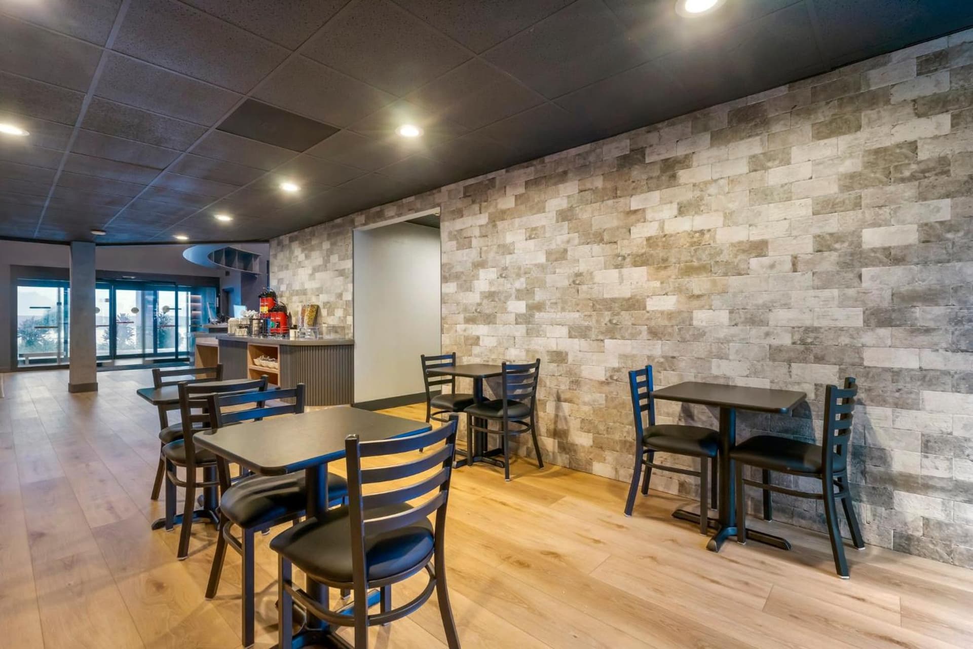 SPOT X Hotel Tampa - Wesley Chapel by The Red Collection gallery photo in Wesley Chapel, FL — image 58
