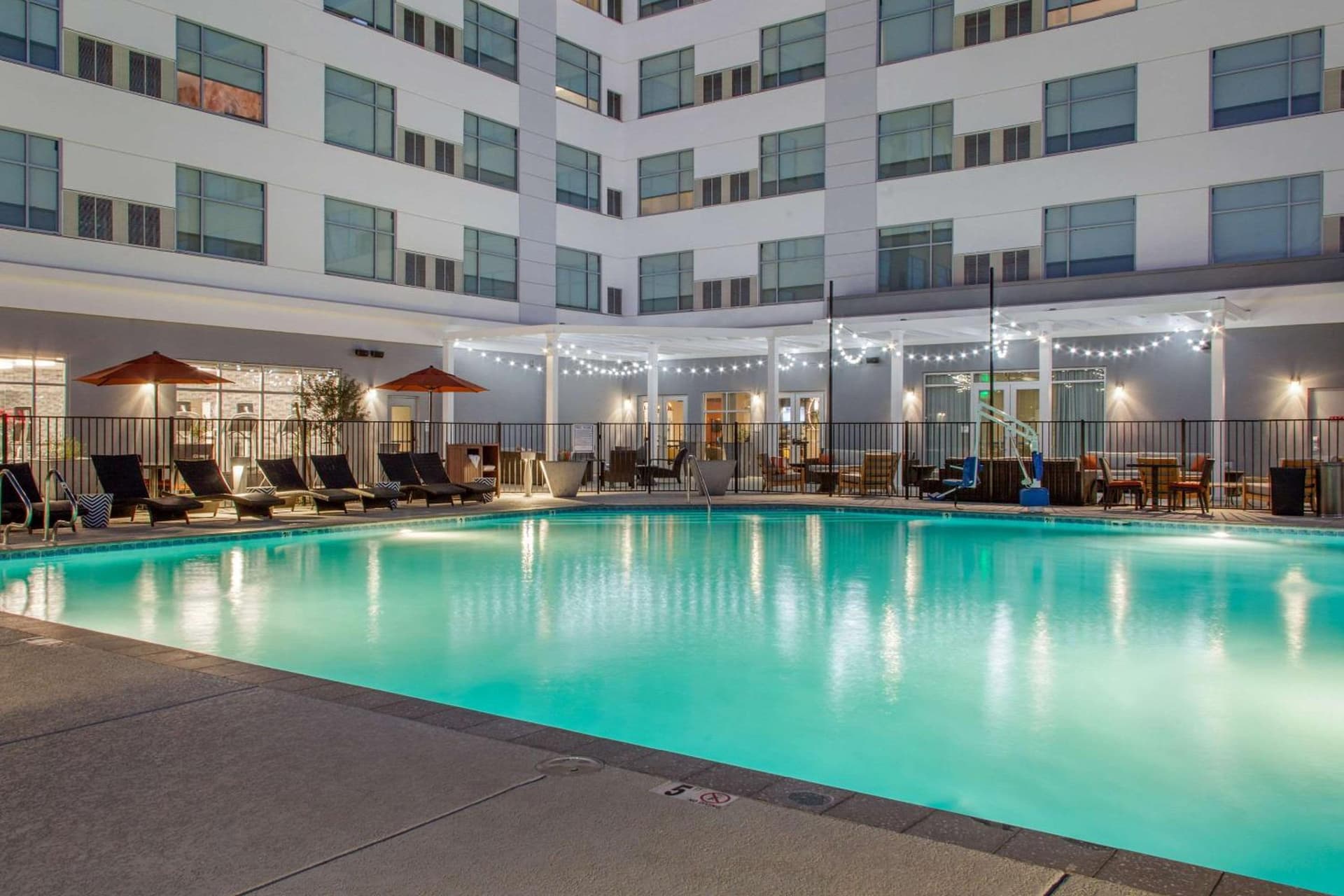 Cambria Hotel Phoenix Chandler - Fashion Center gallery photo in Chandler, AZ — image 40