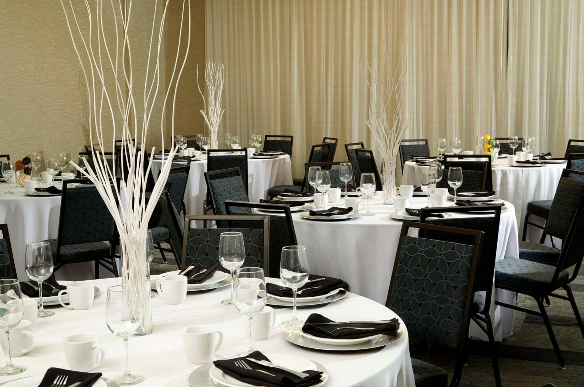 Cambria Hotel Phoenix Chandler - Fashion Center gallery photo in Chandler, AZ — image 8