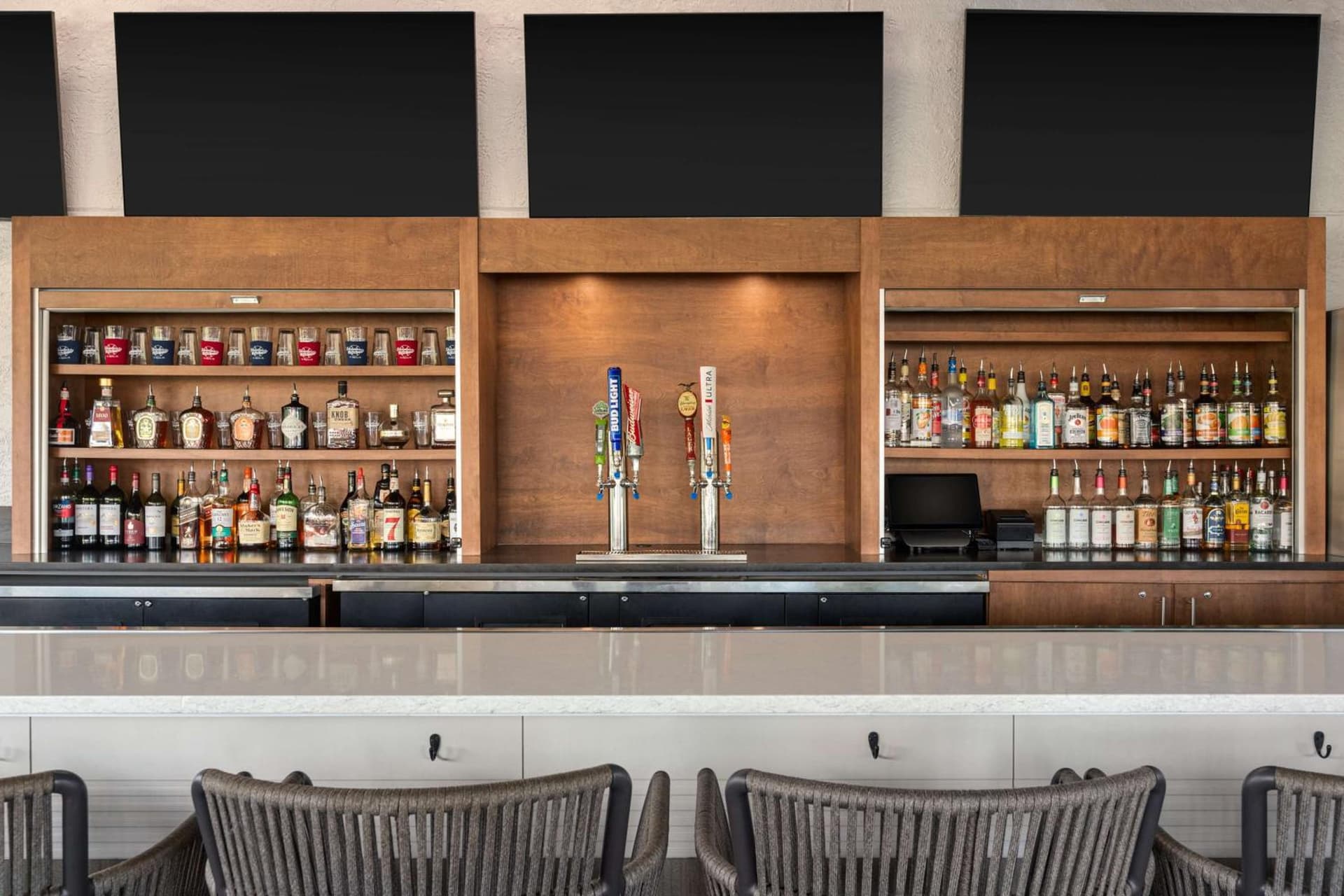 Doubletree by Hilton Fort Myers at Bell Tower Shops property views in Fort Myers, FL — gallery photo 3