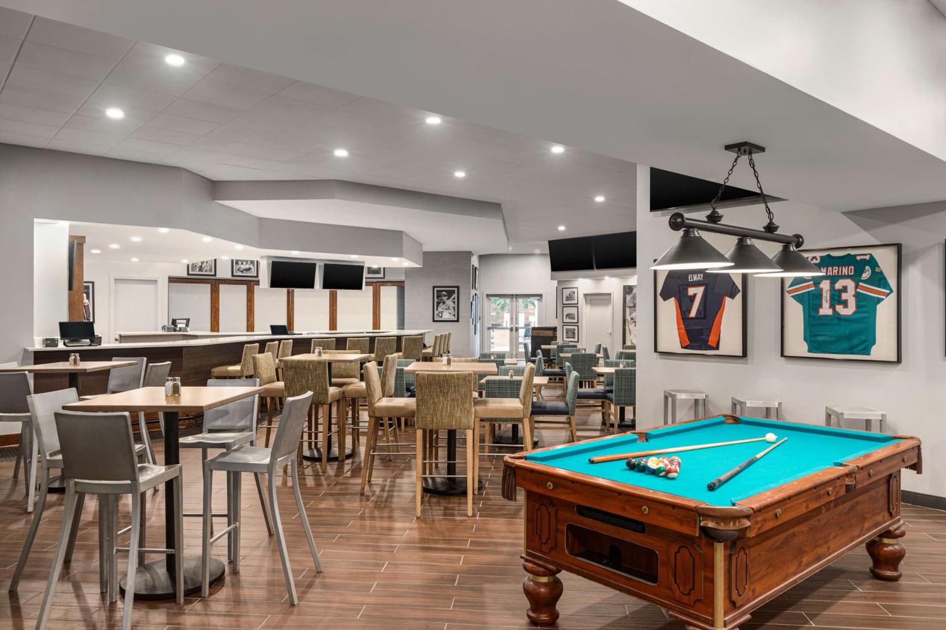 Doubletree by Hilton Fort Myers at Bell Tower Shops gallery photo in Fort Myers, FL — image 35