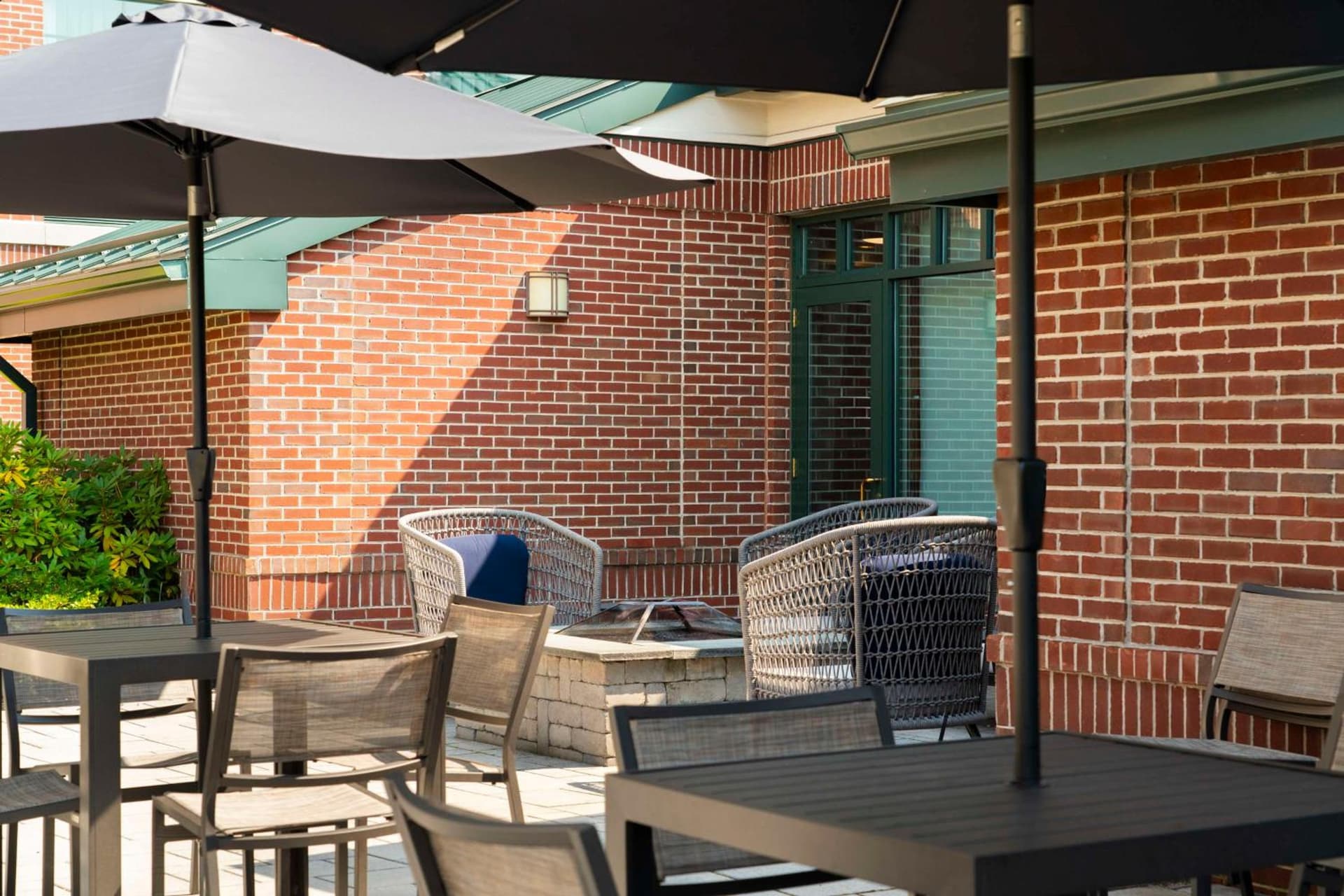 Homewood Suites by Hilton Hartford South-Glastonbury interior in Glastonbury, CT — gallery photo 2