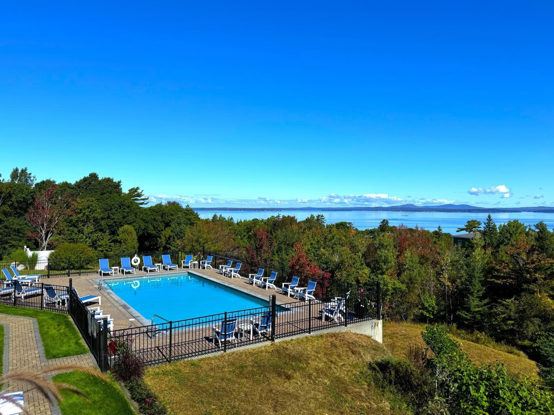Atlantic Eyrie Lodge interior in Bar Harbor — gallery photo 2