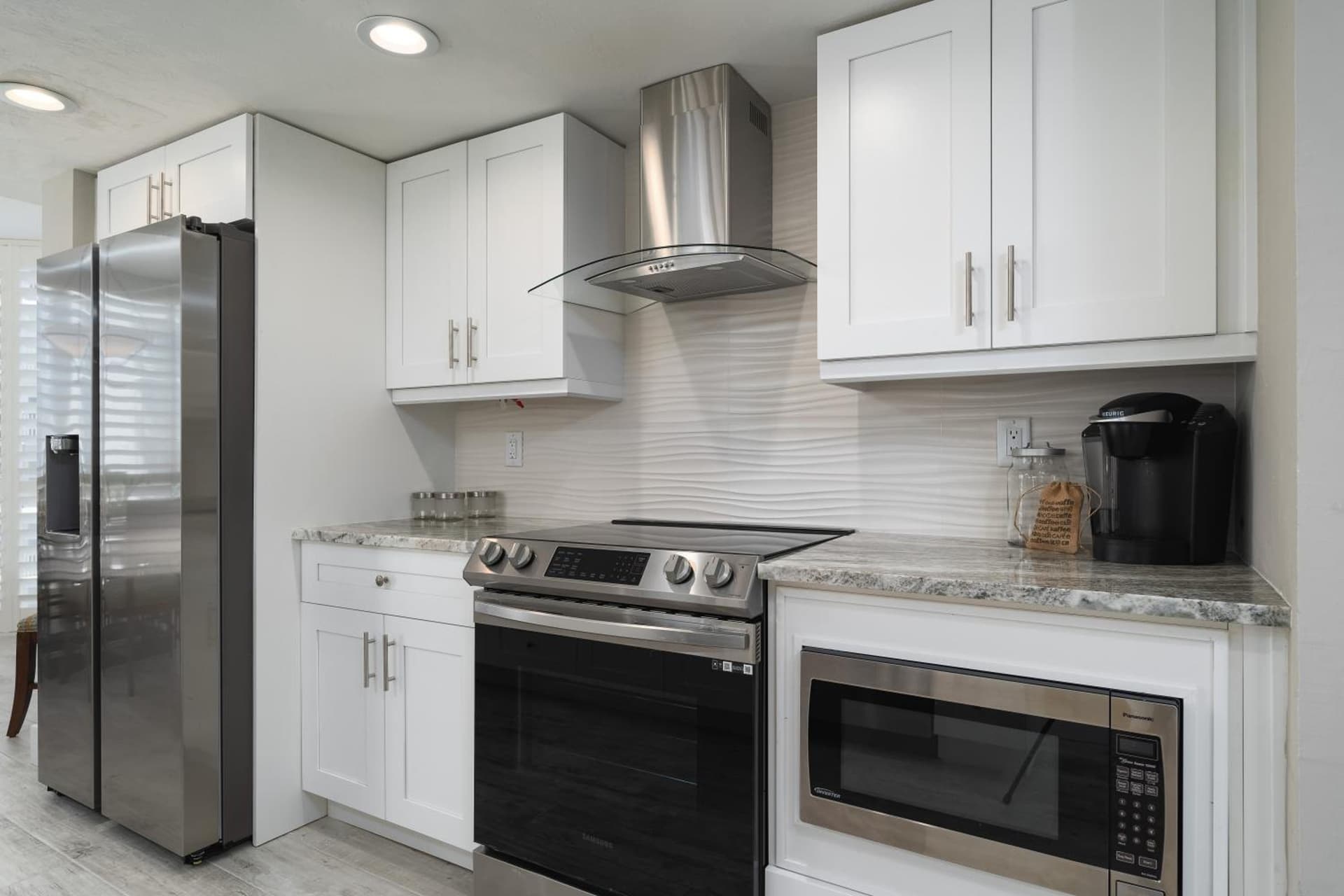 Sophisticated 3BR Condo: Gulf Views & New Pool property views in Fort Myers Beach, FL — gallery photo 3