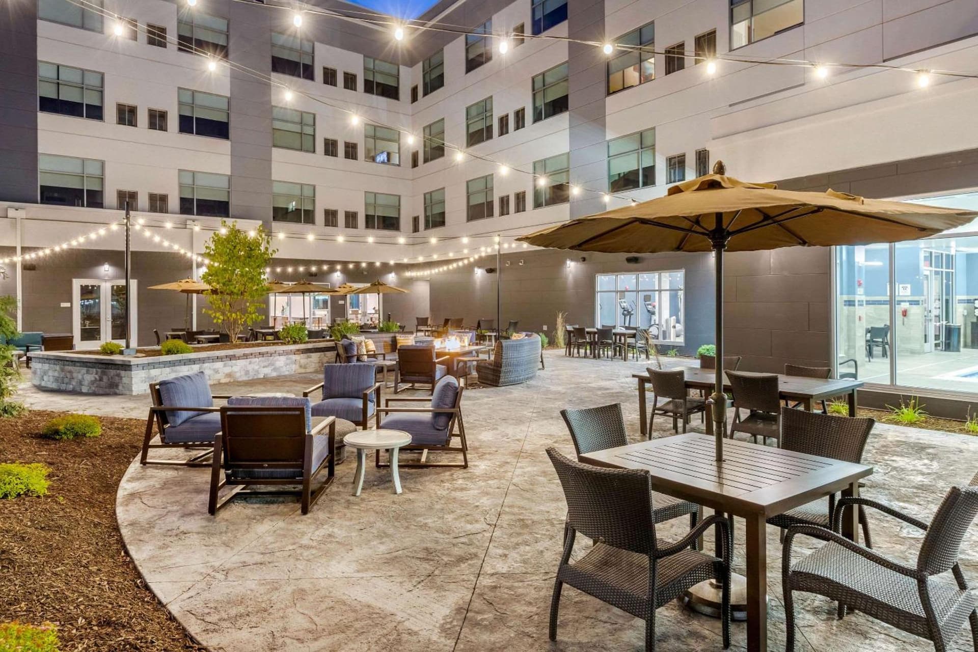 Holiday Inn Express Bettendorf - Davenport NE by IHG gallery photo in Bettendorf, IA — image 23