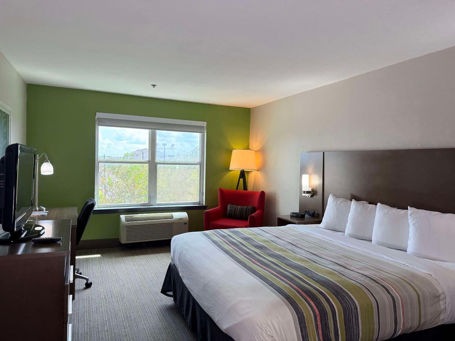 Country Inn & Suites by Radisson, Harlingen, TX gallery photo in Harlingen, TX — image 52