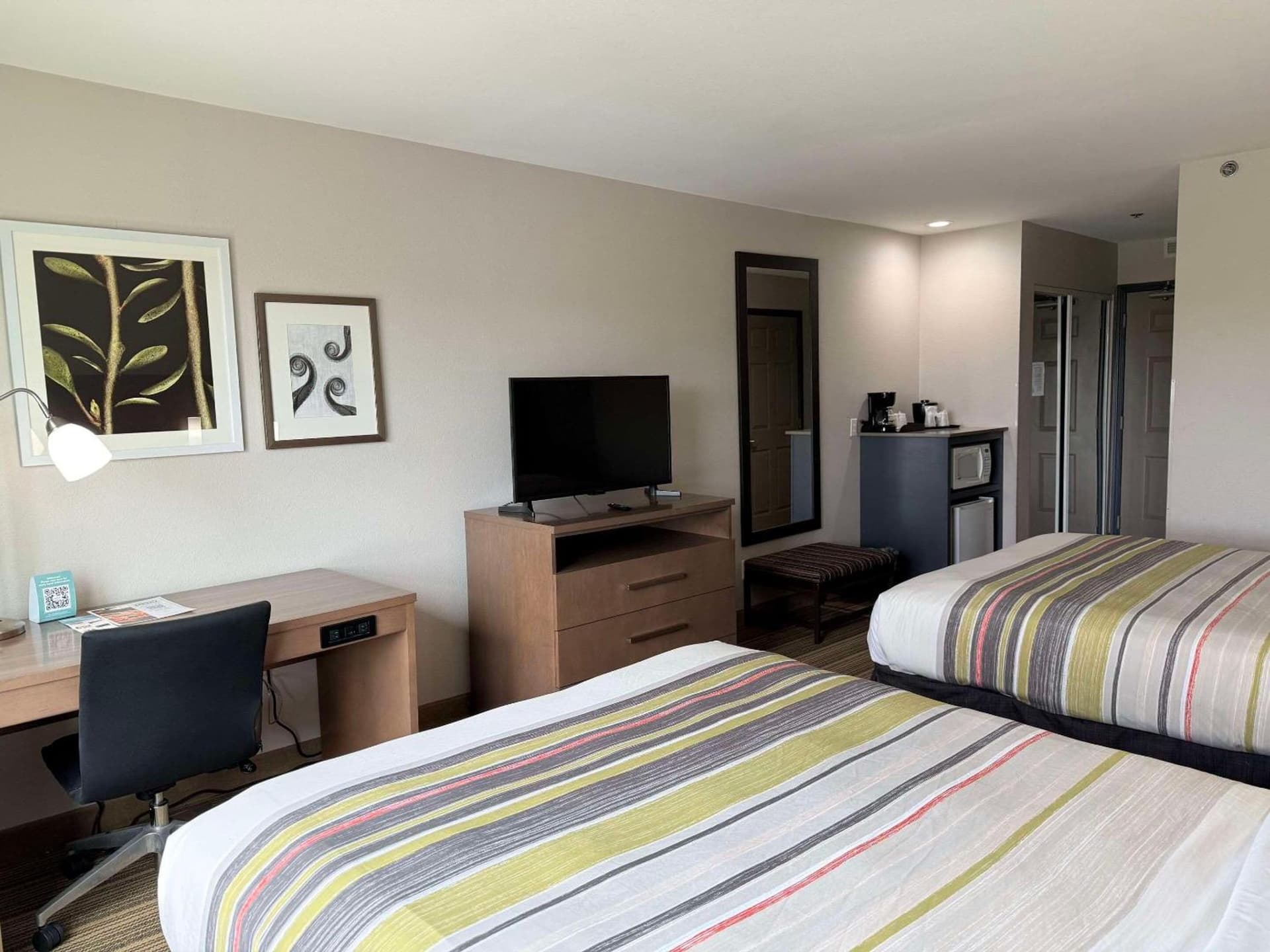 Country Inn & Suites by Radisson, Harlingen, TX gallery photo in Harlingen, TX — image 89