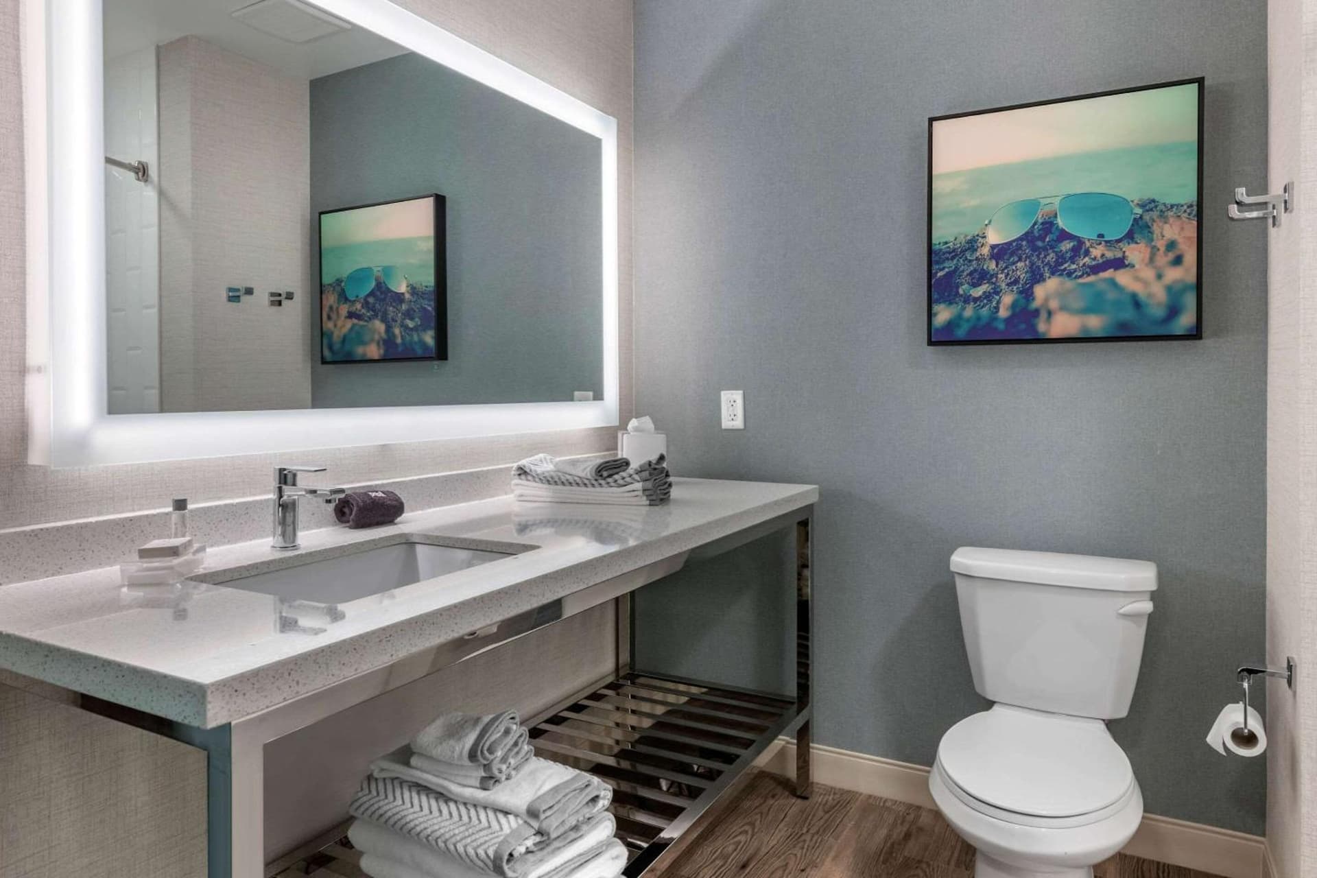 Cambria Hotel St Petersburg-Madeira Beach Marina gallery photo in St Pete Beach, FL — image 32