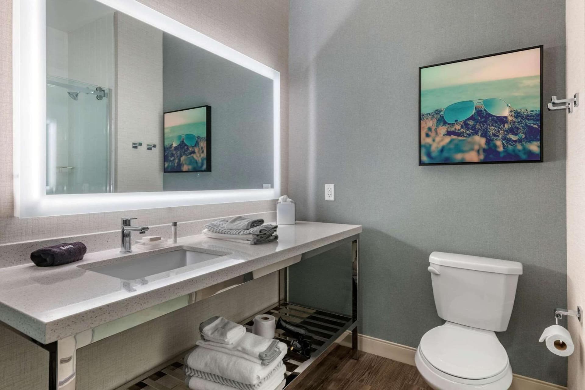 Cambria Hotel St Petersburg-Madeira Beach Marina gallery photo in St Pete Beach, FL — image 49