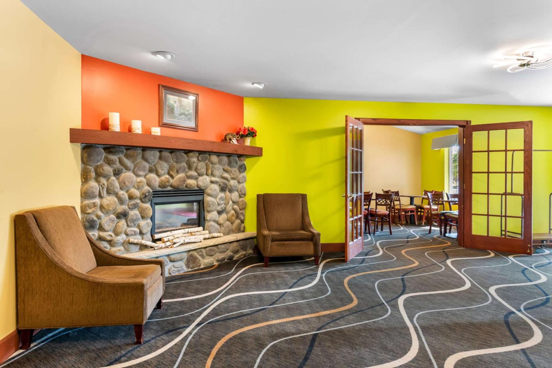 Econo Lodge Inn & Suites Eau Claire South gallery photo in Eau Claire, WI — image 15
