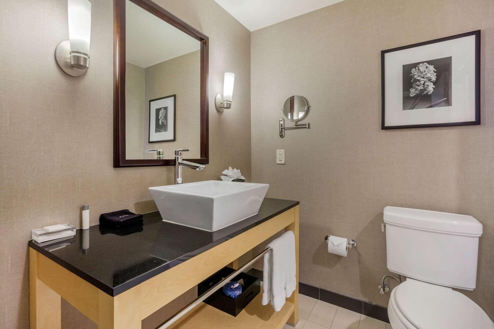 Cambria Hotel Denver International Airport gallery photo in Aurora, CO — image 27