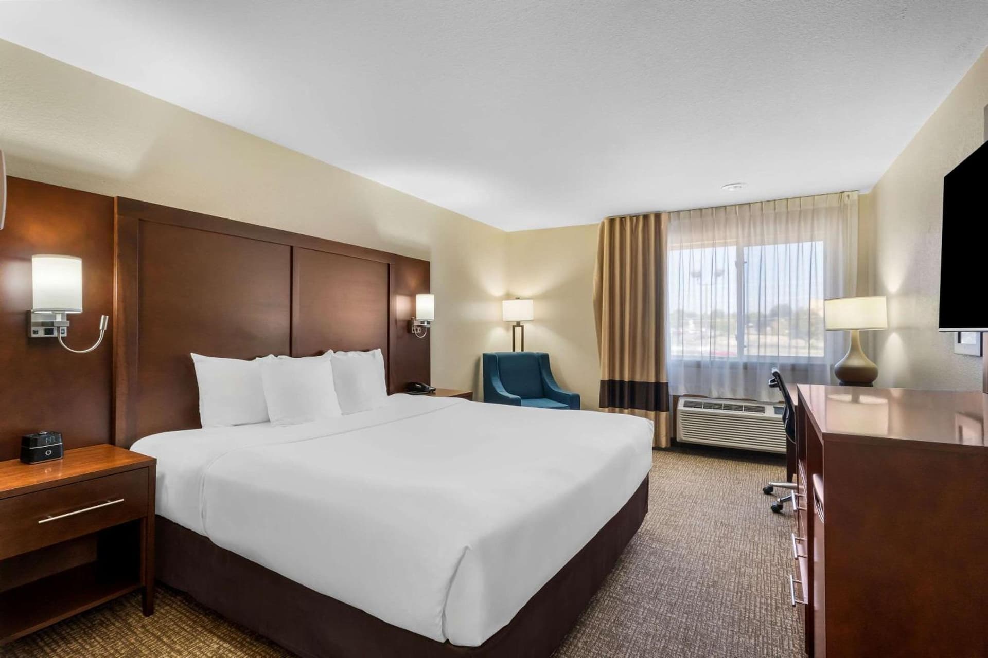Comfort Inn & Suites Greeley gallery photo in Greeley, CO — image 5