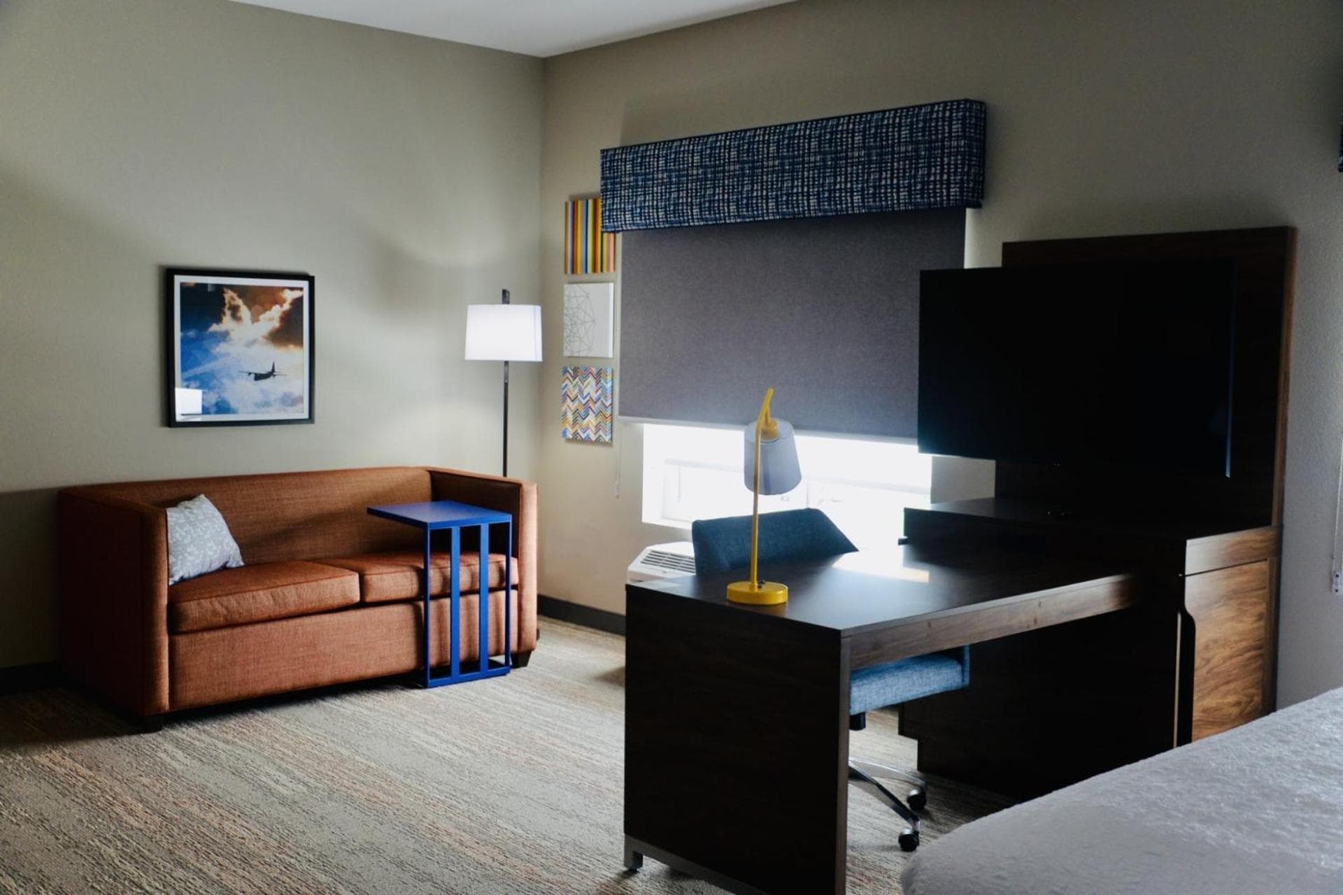 Hampton Inn Cabot interior in Cabot, AR — gallery photo 2
