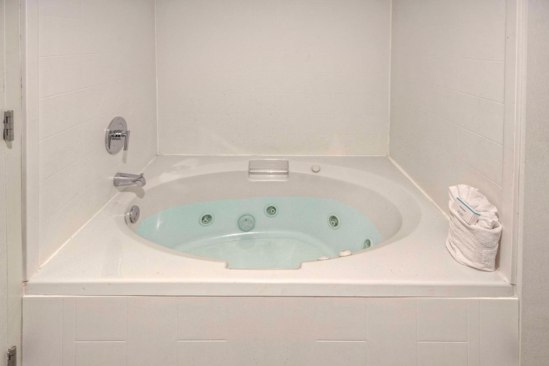 Hampton Inn & Suites Clermont gallery photo in Clermont, FL — image 19