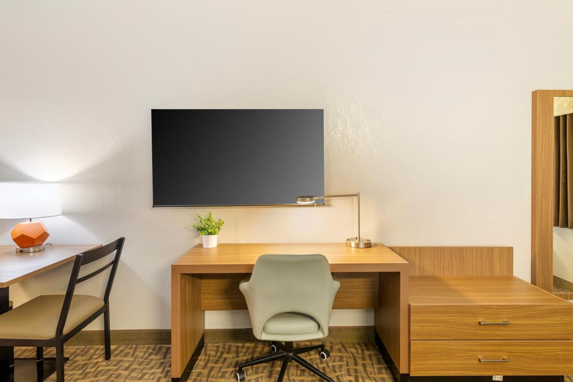 EverSpring Suites gallery photo in Bismarck, ND — image 29