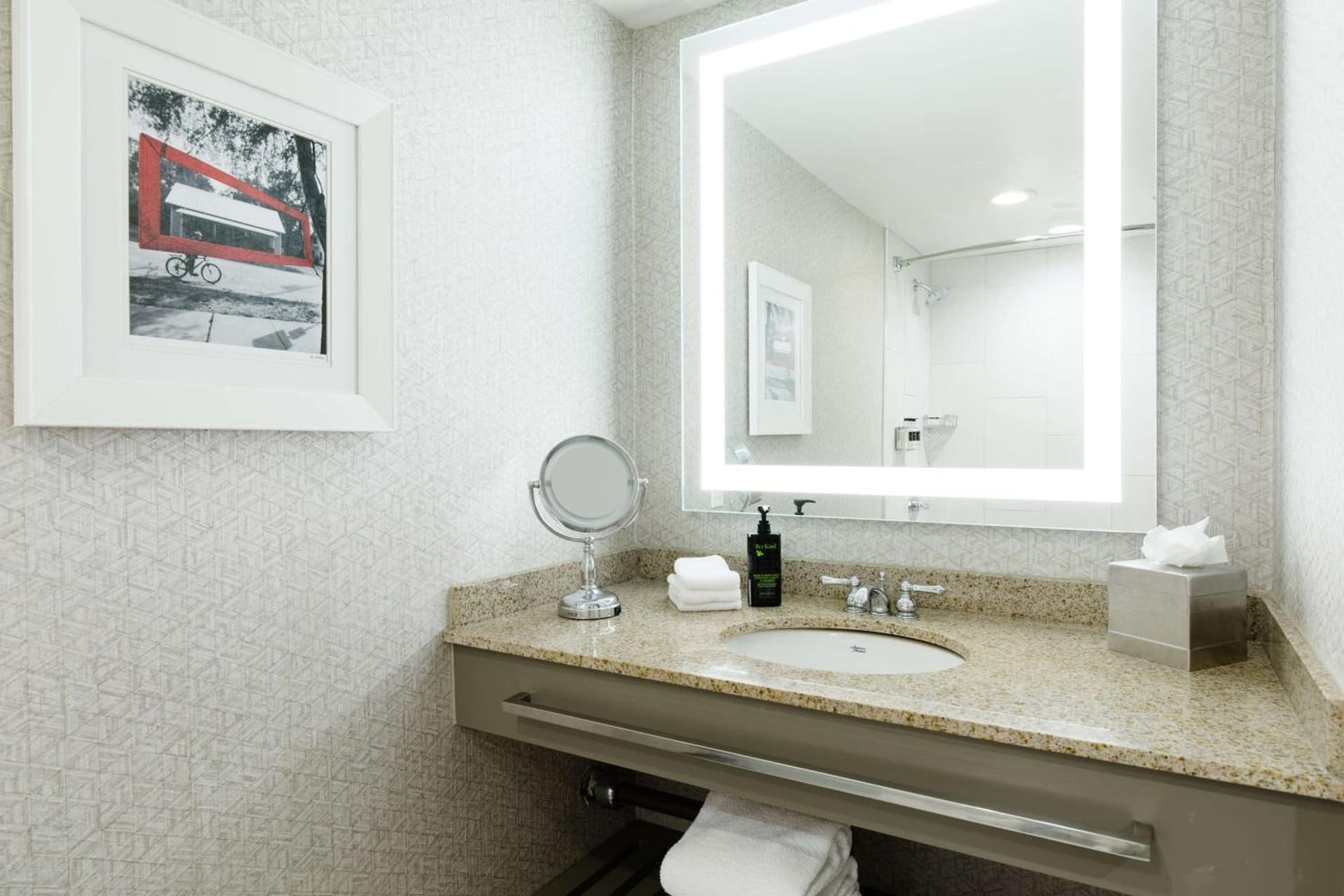 Coast Seattle Downtown Hotel by APA gallery photo in Seattle, WA — image 7