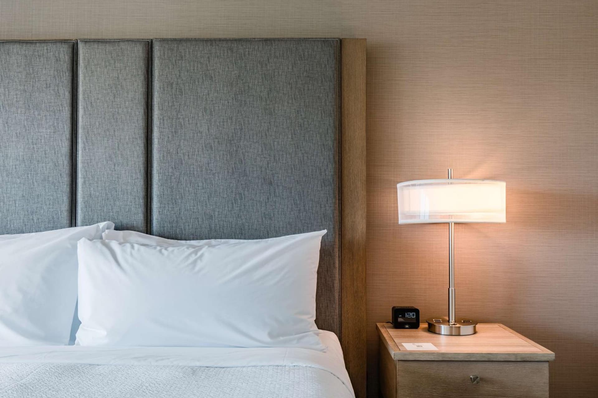 Coast Seattle Downtown Hotel by APA gallery photo in Seattle, WA — image 10
