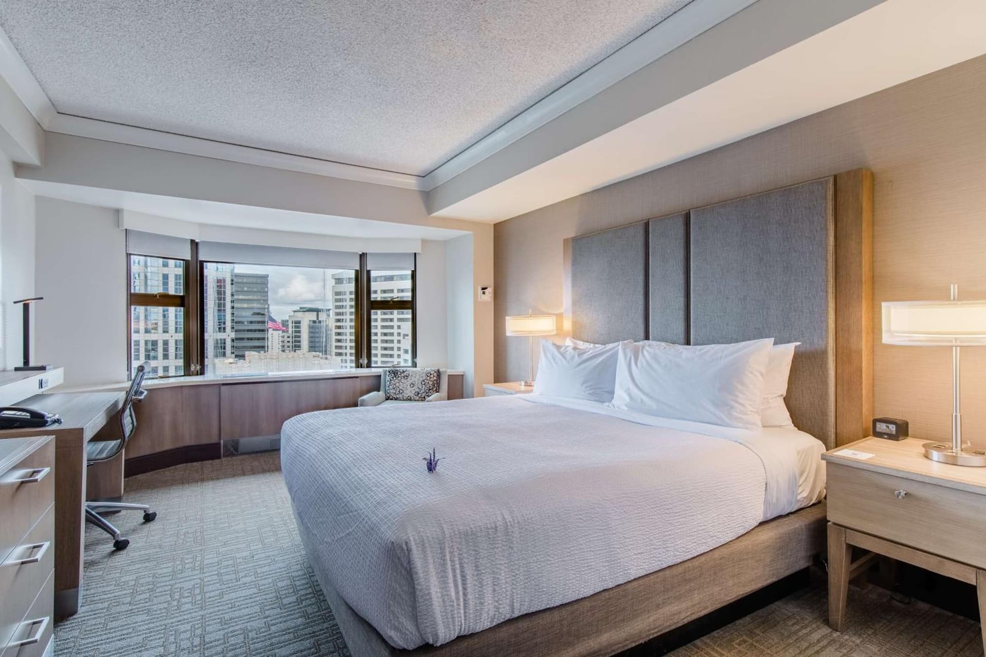 Coast Seattle Downtown Hotel by APA property views in Seattle, WA — gallery photo 3