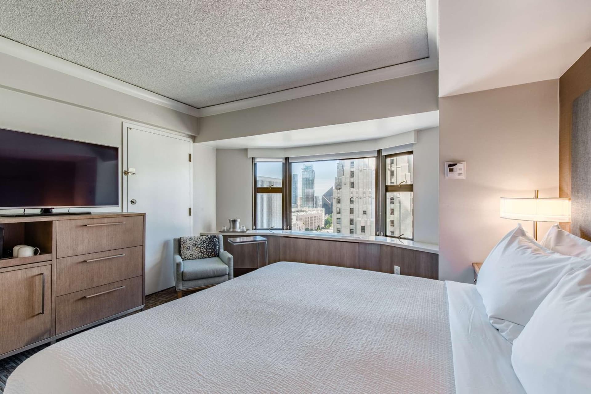 Coast Seattle Downtown Hotel by APA gallery photo in Seattle, WA — image 6
