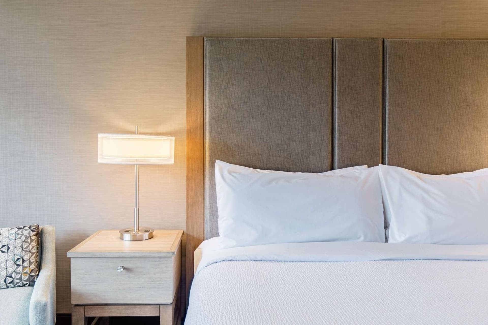Coast Seattle Downtown Hotel by APA gallery photo in Seattle, WA — image 12