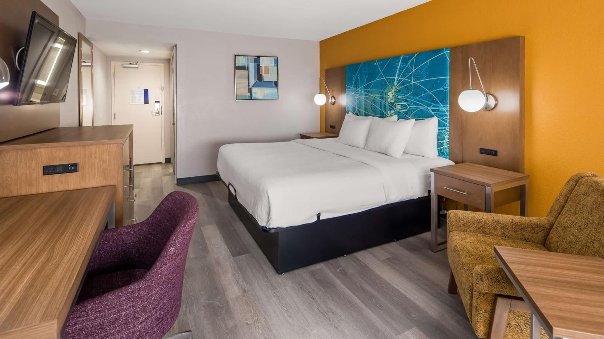 Best Western Plus Raleigh Crabtree Valley Hotel gallery photo in Raleigh, NC — image 15