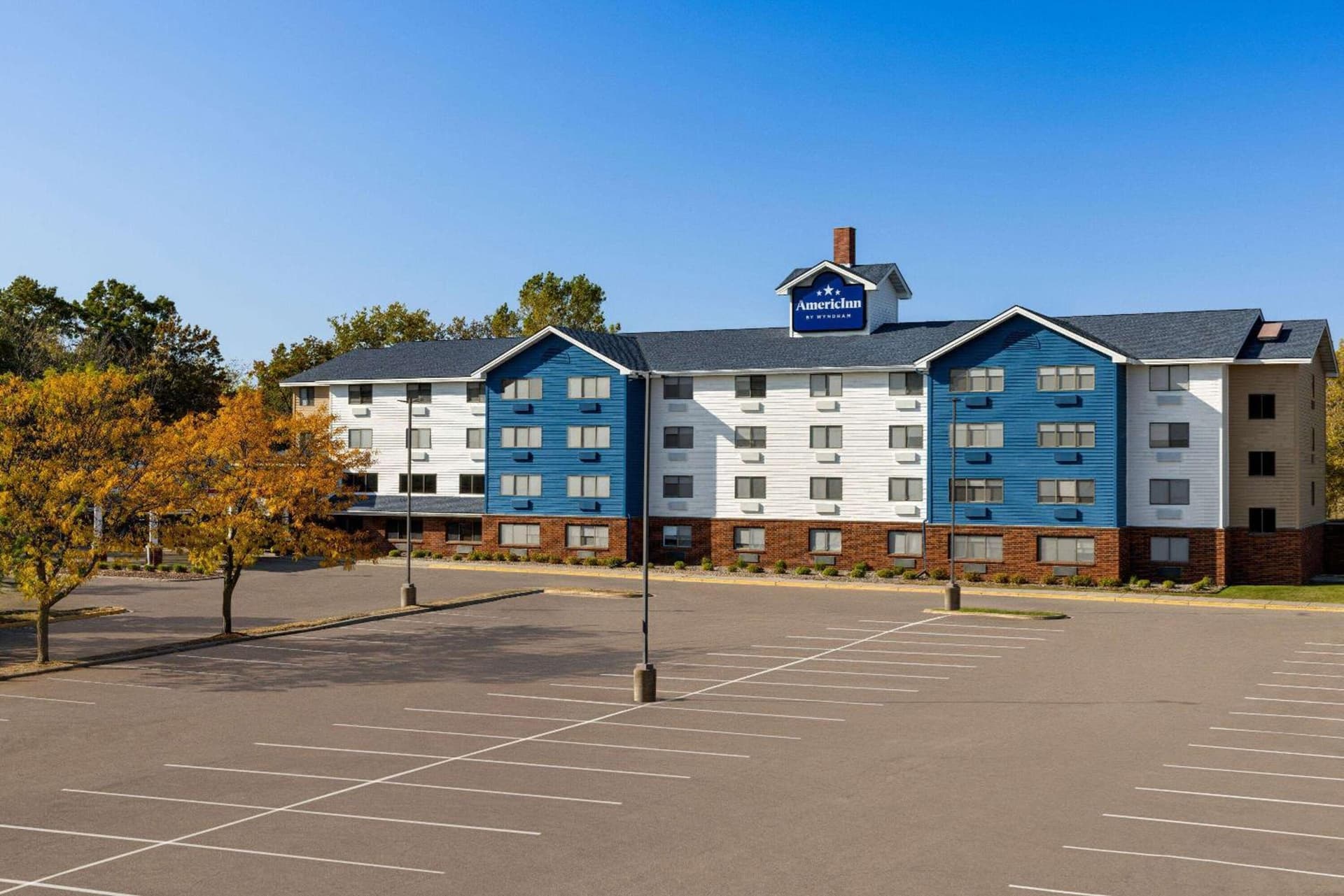 AmericInn by Wyndham Inver Grove Heights Minneapolis interior in Inver Grove Heights, MN — gallery photo 2