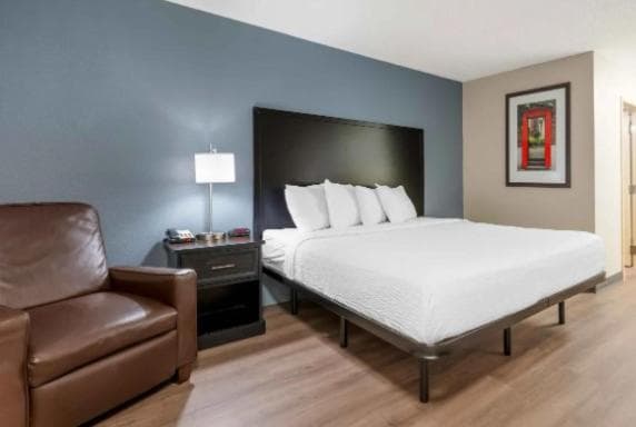 Extended Stay America Suites - Fort Wayne - South gallery photo in Fort Wayne, IN — image 7