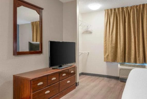 Extended Stay America Suites - Fort Wayne - South gallery photo in Fort Wayne, IN — image 21