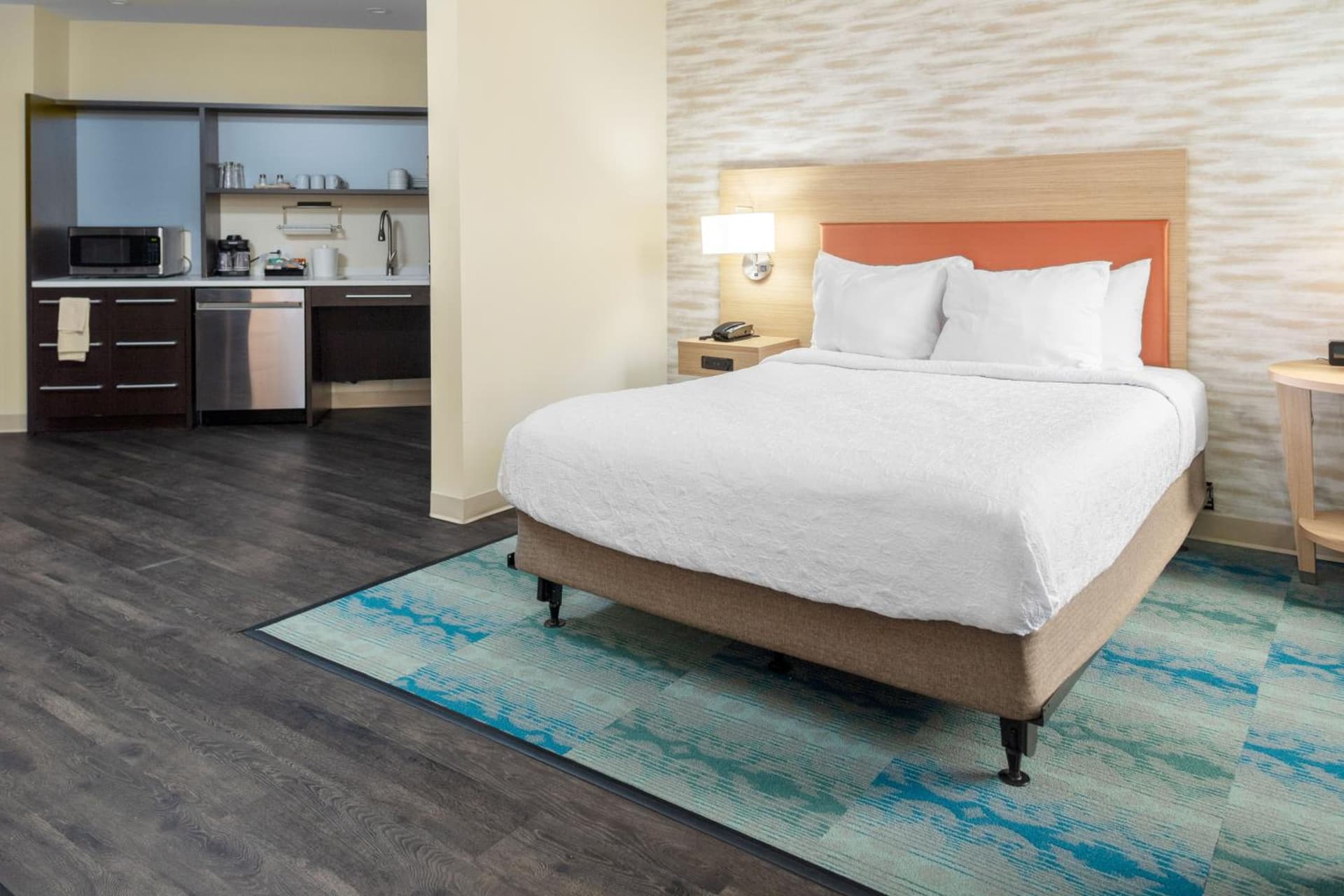 Home2 Suites By Hilton St Louis Downtown gallery photo in Saint Louis, MO — image 6