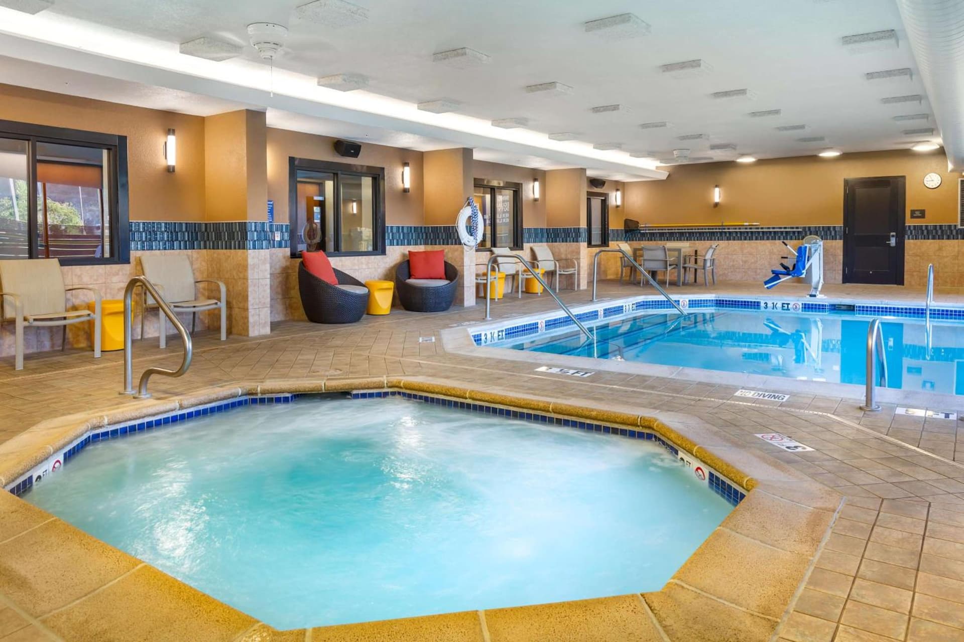 Drury Inn & Suites St. Louis-Southwest gallery photo in Peerless Park, MO — image 4