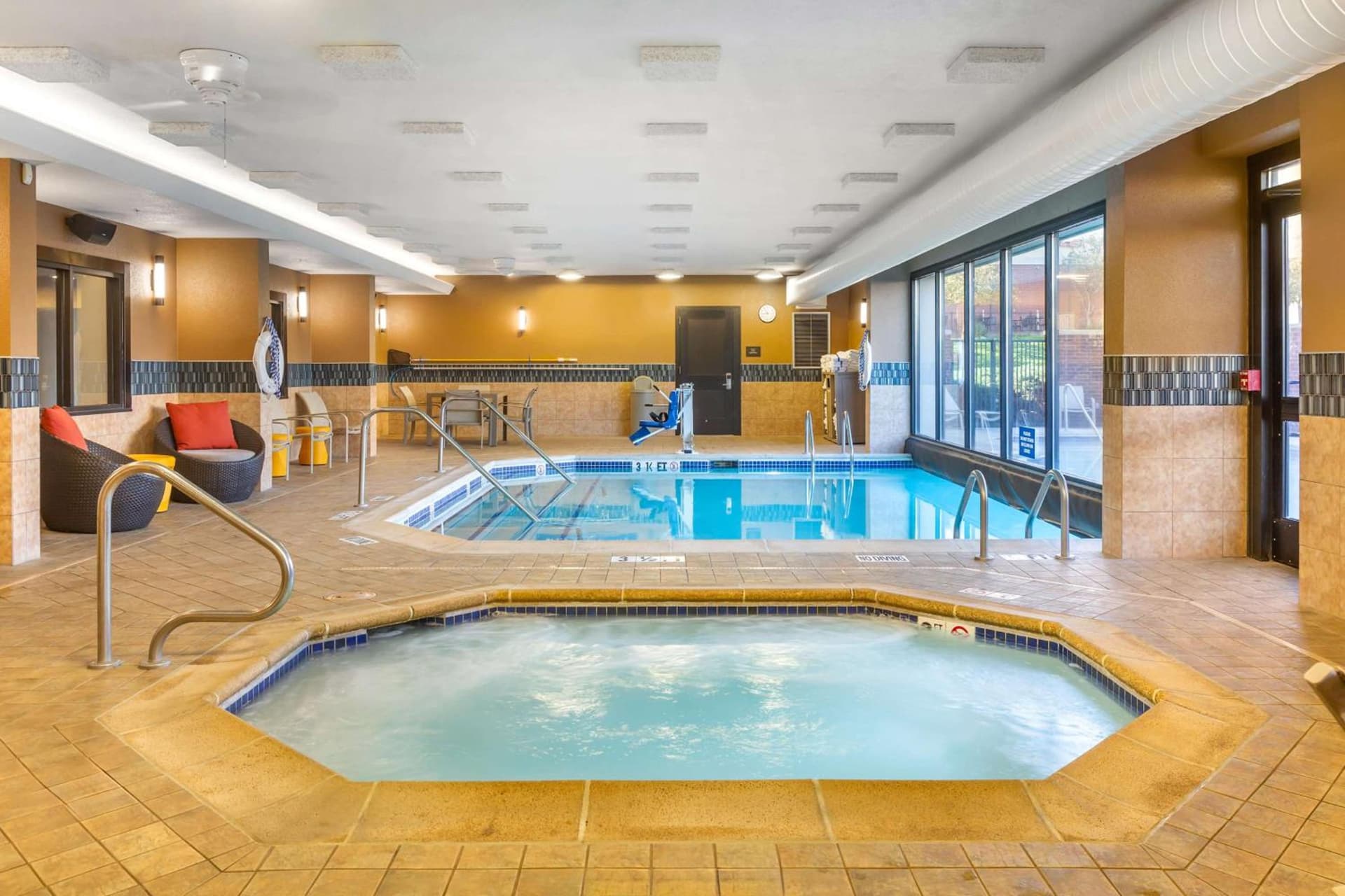 Drury Inn & Suites St. Louis-Southwest gallery photo in Peerless Park, MO — image 21