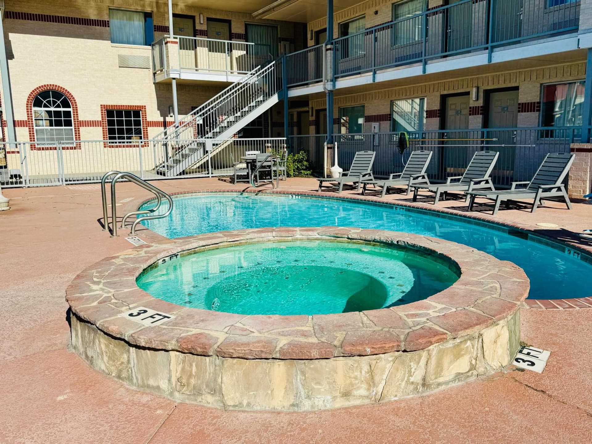 Hill Country Inn & Suites - New Braunfels, Gruene gallery photo in New Braunfels, TX — image 11