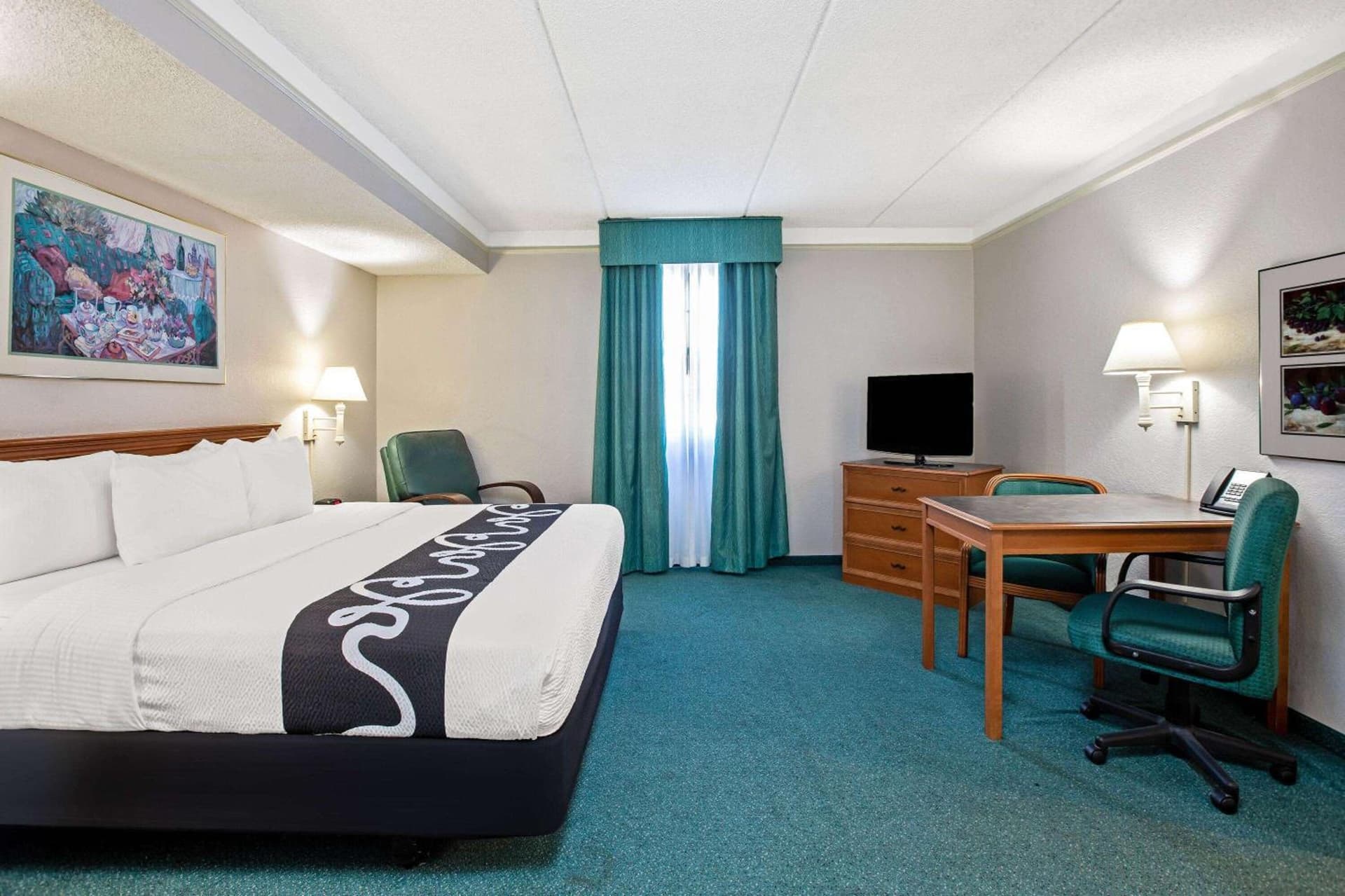 La Quinta Inn by Wyndham Stockton gallery photo in Stockton, CA — image 13