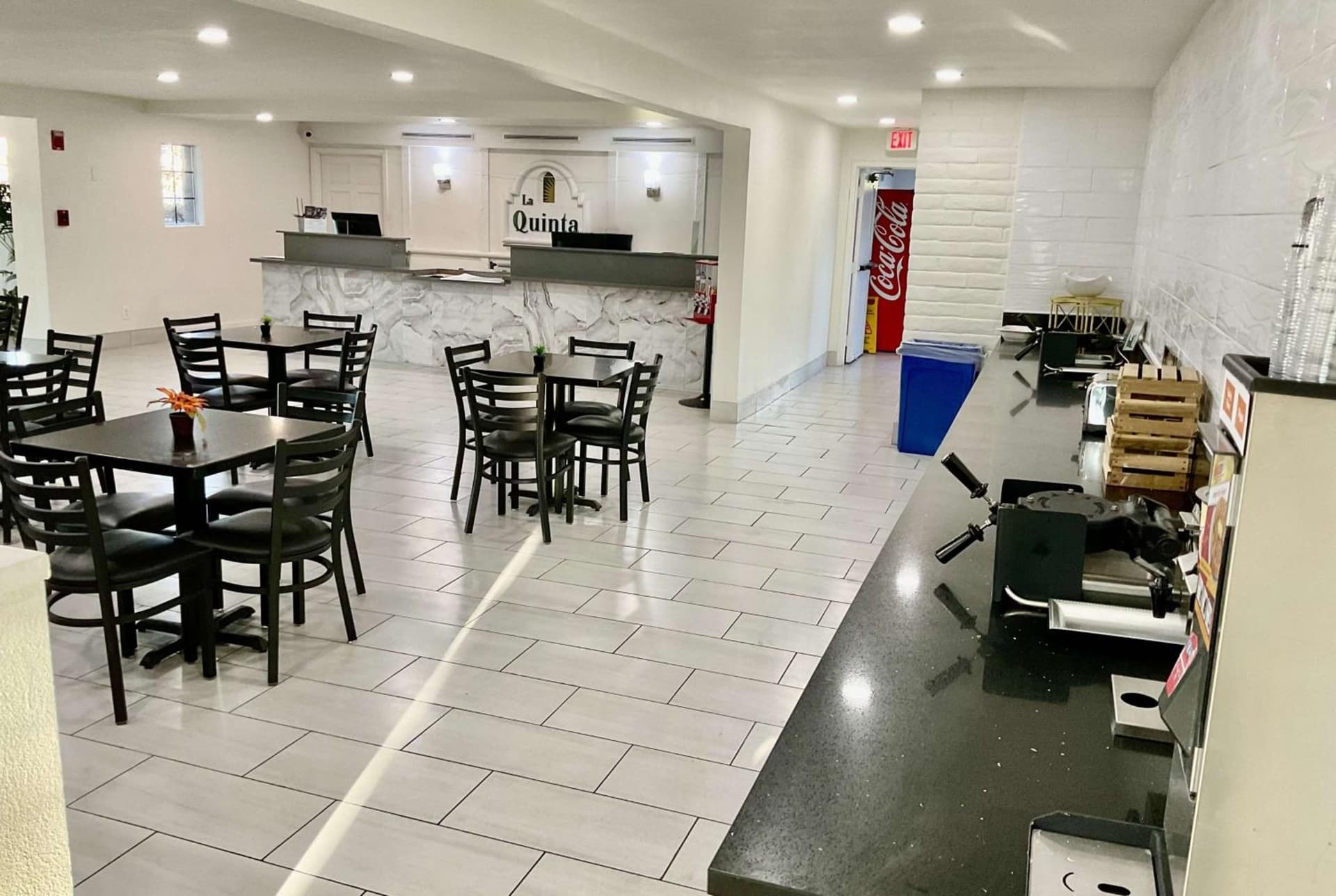 La Quinta Inn by Wyndham Stockton gallery photo in Stockton, CA — image 14