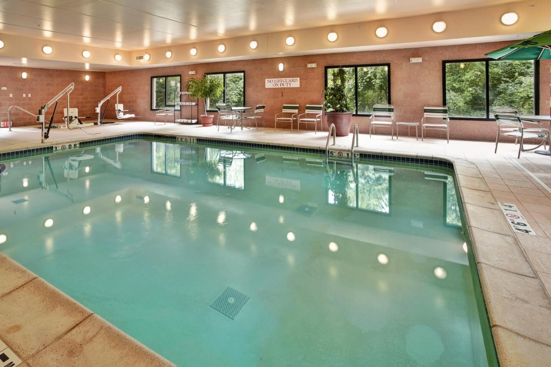 Holiday Inn Hotel & Suites Ann Arbor University of Michigan Area by IHG gallery photo in Ann Arbor, MI — image 47