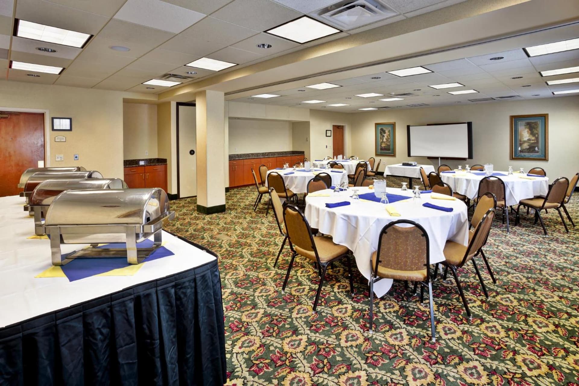 Holiday Inn Hotel & Suites Ann Arbor University of Michigan Area by IHG gallery photo in Ann Arbor, MI — image 50