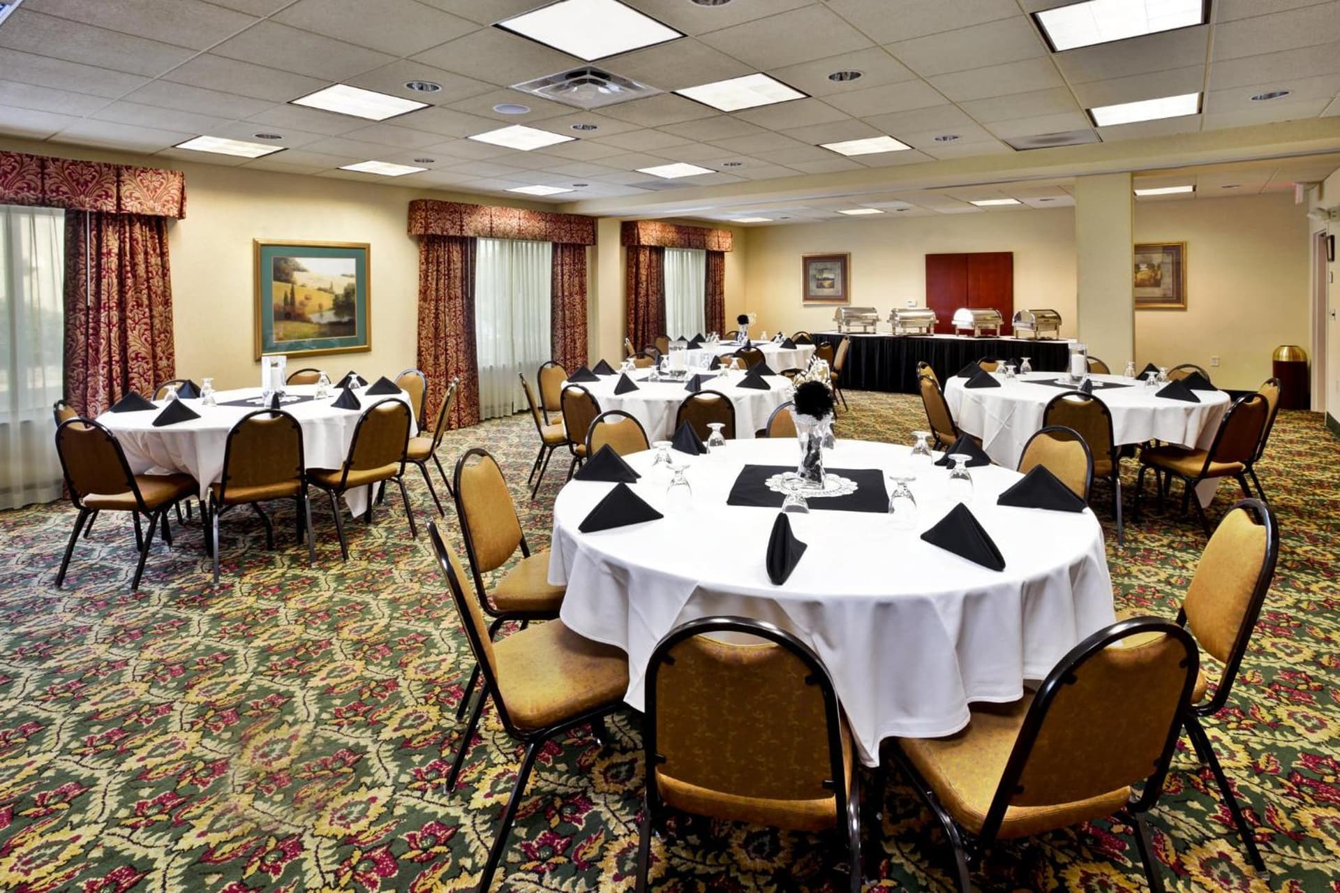 Holiday Inn Hotel & Suites Ann Arbor University of Michigan Area by IHG gallery photo in Ann Arbor, MI — image 19