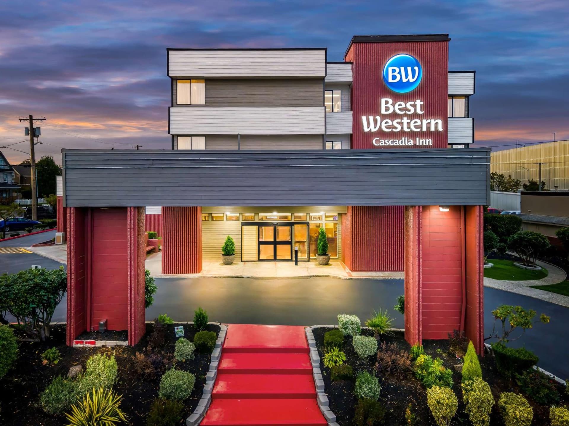 Best Western Cascadia Inn featured exterior or lobby in Everett, WA — similar hotel