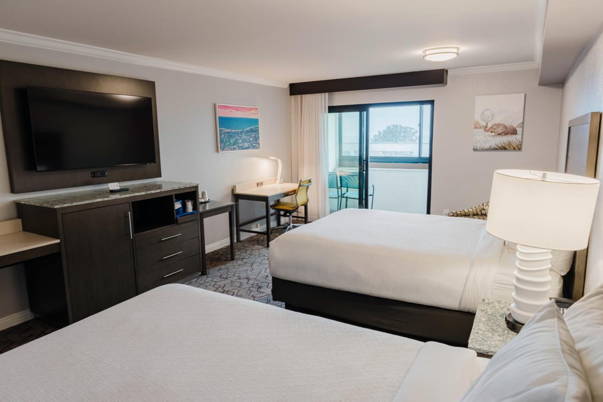 Amanzi Hotel, an Ascend Collection Hotel property views in Ventura, CA — gallery photo 3