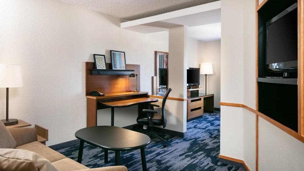 Fairfield Inn & Suites by Marriott Tulsa Central property views in Tulsa, OK — gallery photo 3