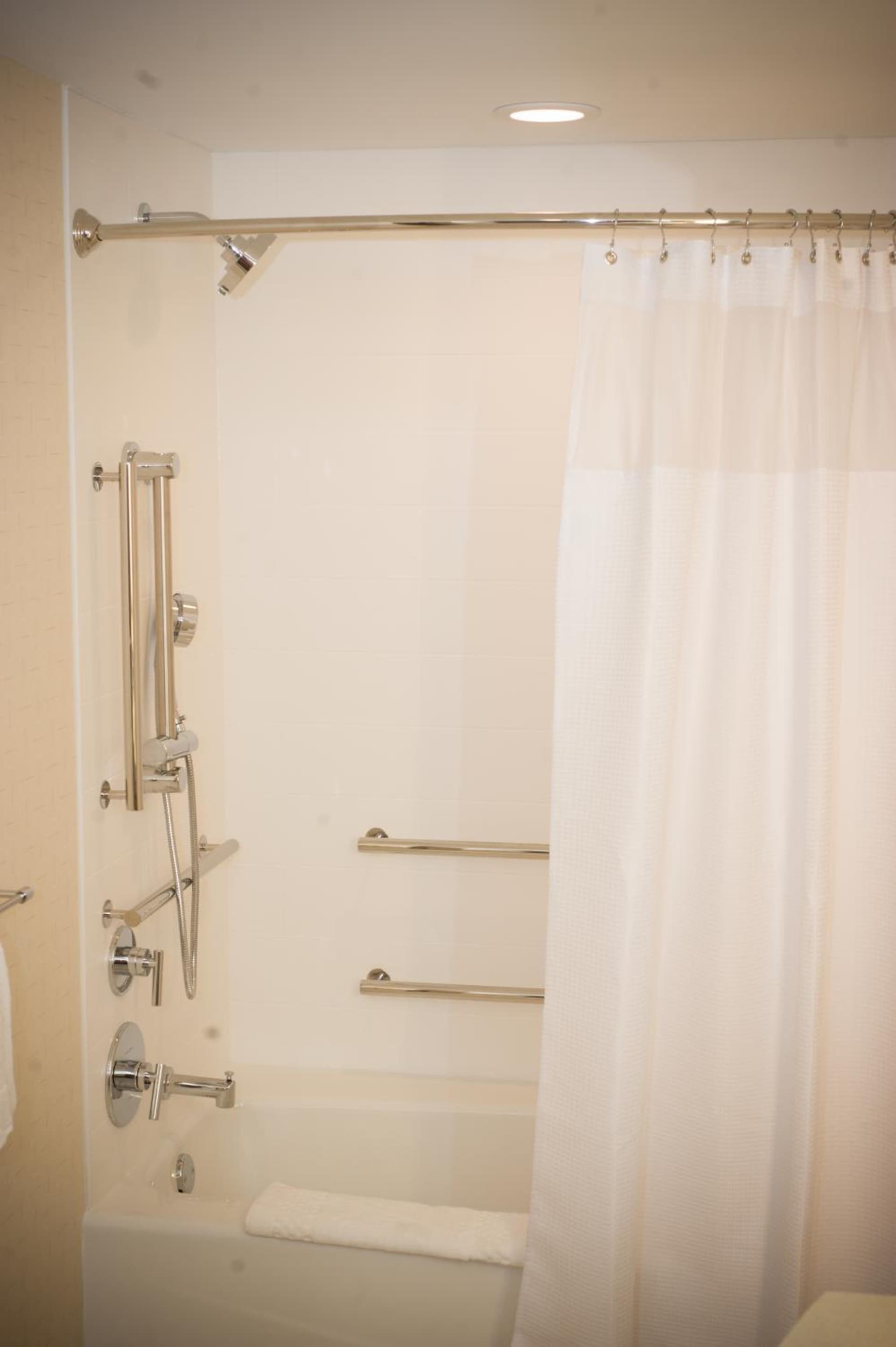 SpringHill Suites by Marriott Canton gallery photo in North Canton, OH — image 24