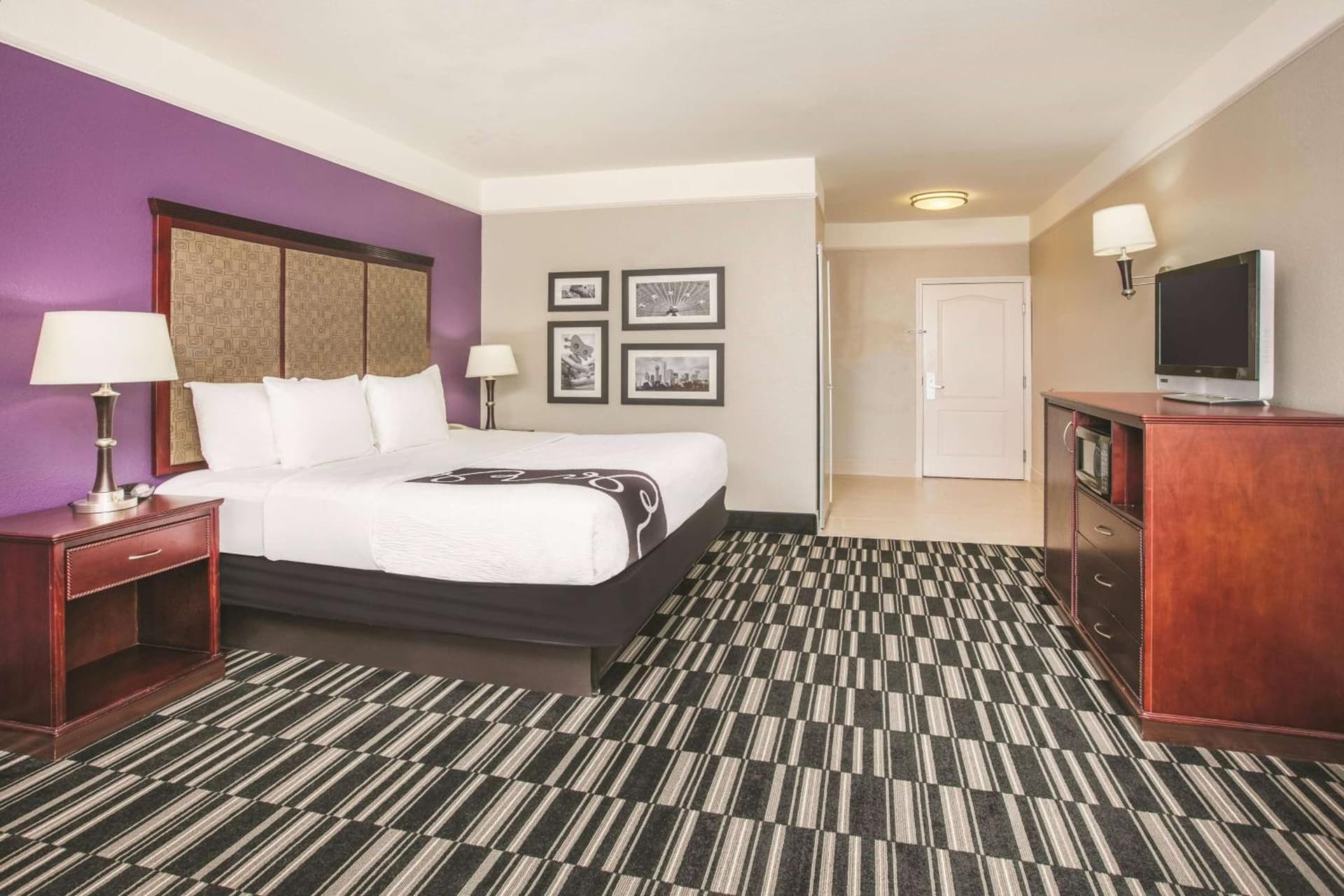 Baymont by Wyndham Dallas South-DeSoto gallery photo in DeSoto, TX — image 11