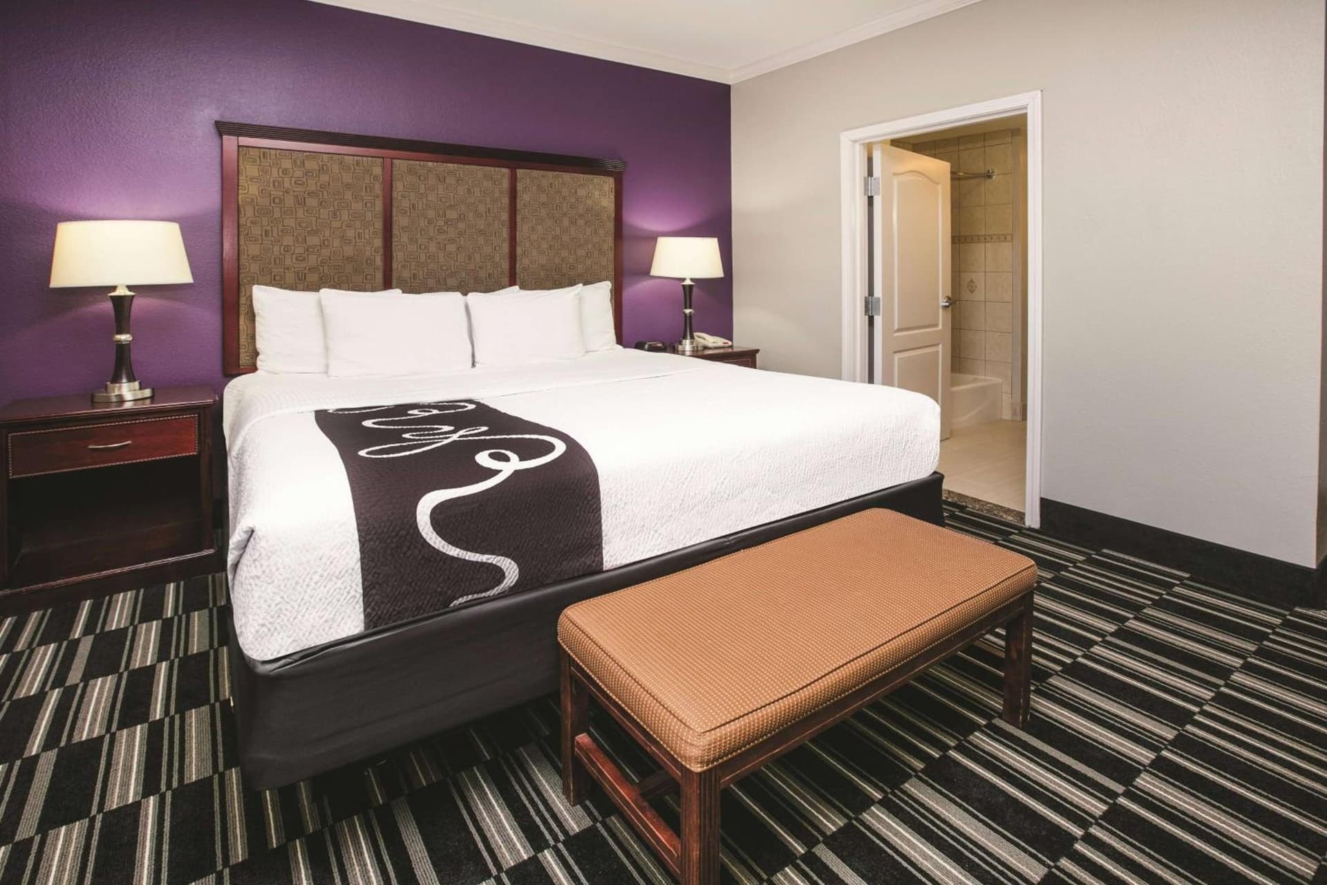 Baymont by Wyndham Dallas South-DeSoto gallery photo in DeSoto, TX — image 12