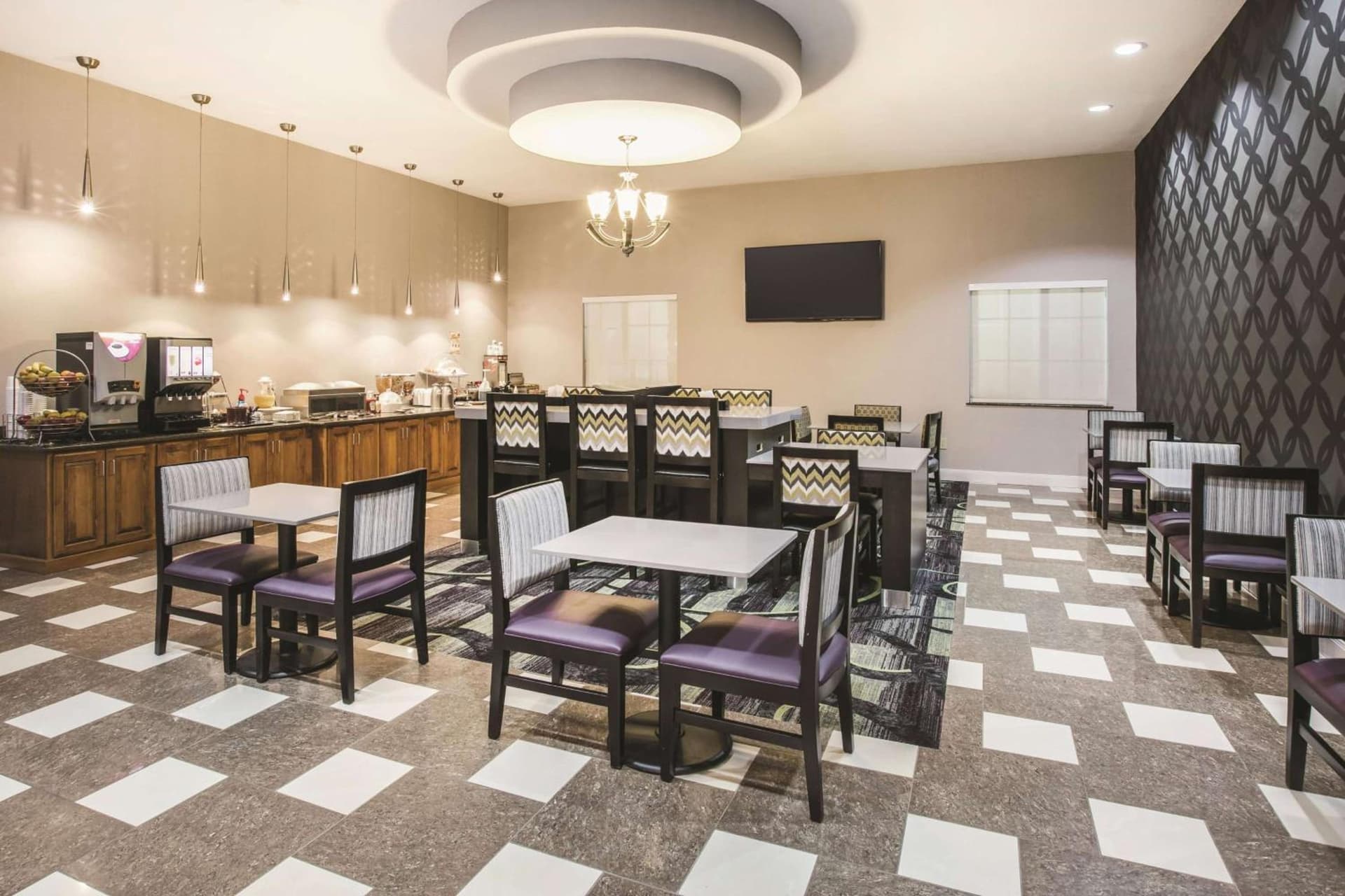 Baymont by Wyndham Dallas South-DeSoto gallery photo in DeSoto, TX — image 31