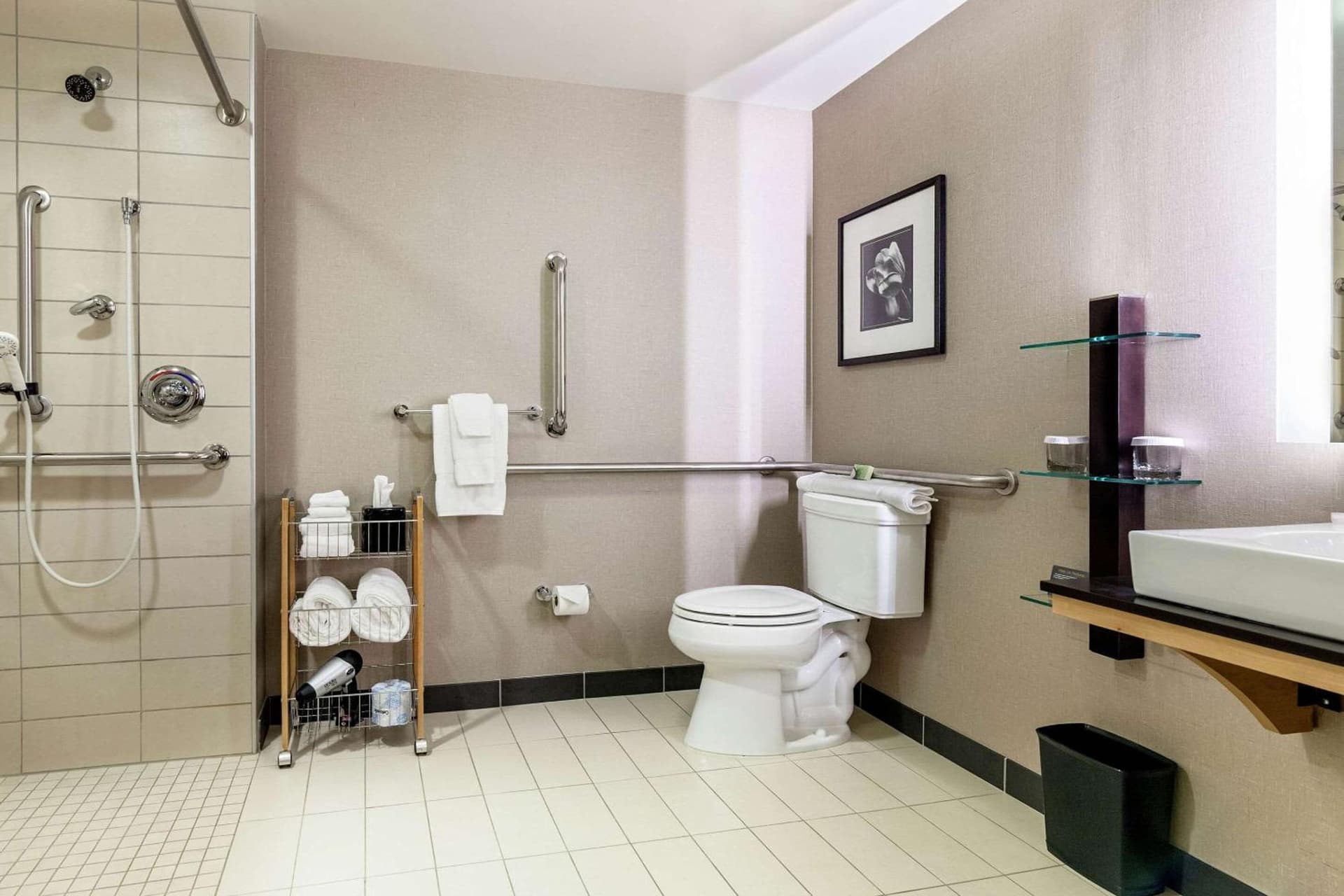 Cambria Hotel Pittsburgh - Downtown gallery photo in Pittsburgh, PA — image 40