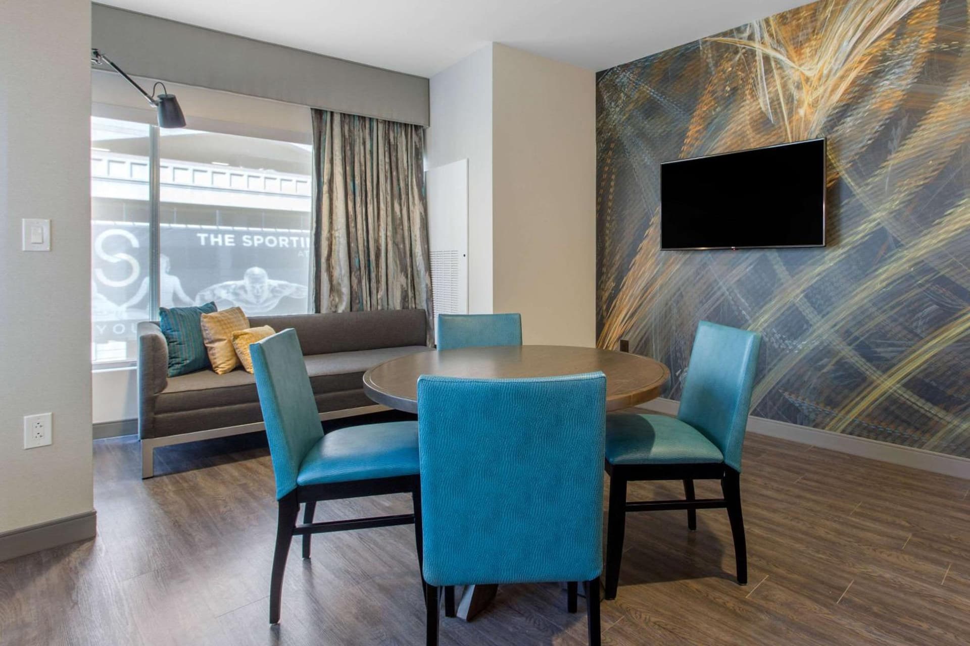 Cambria Hotel Philadelphia Downtown - Center City gallery photo in Philadelphia, PA — image 12