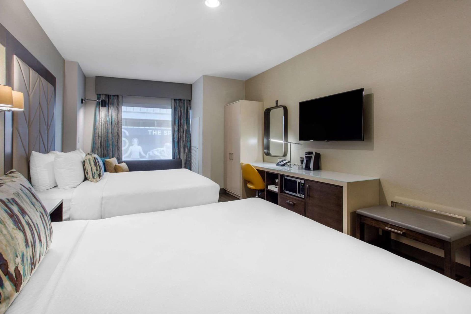 Cambria Hotel Philadelphia Downtown - Center City gallery photo in Philadelphia, PA — image 9