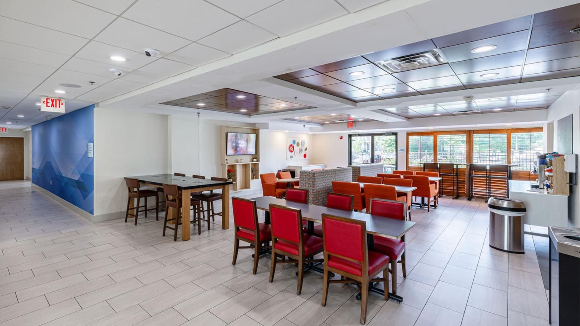 Holiday Inn Express & Suites - Prospect Heights by IHG gallery photo in Prospect Heights, IL — image 39